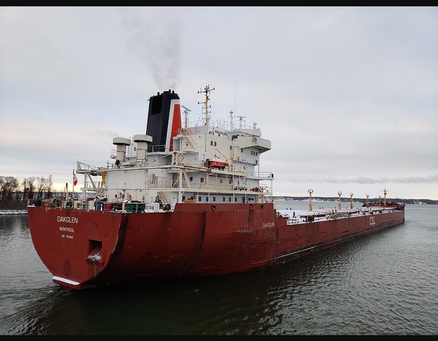 Oakglen photographed exiting a lock in December 2021; not a winter layup photograph.